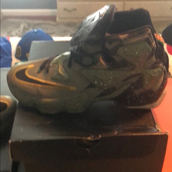 Men’s Nike Lebron XIII AS Sneakers - Picture 4 of 5